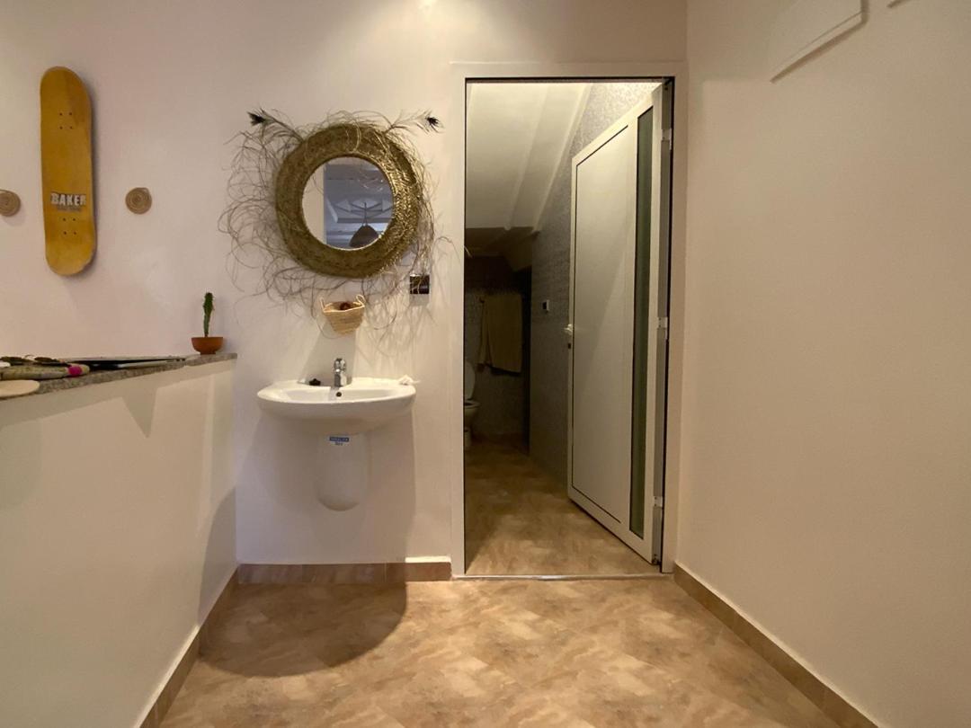 Desart Hostel Tamraght Esterno foto
